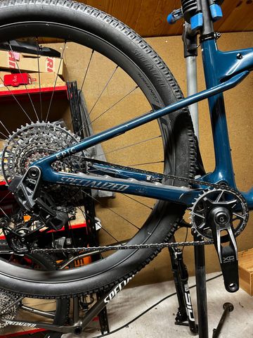 Used Specialized Epic SRAM X01 2025 Mountainbike, Blue — image 2 of 7