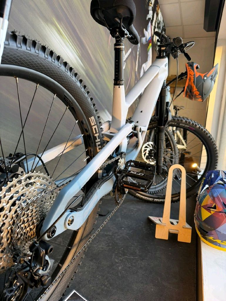 Brugt Lapierre Spicy CF 6.9 2024 2024 Mountainbike — billede 5 af 7