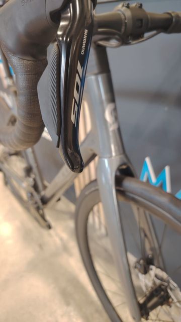 Gebrauchtes Scott Addict 30 2024 Road & Gravel, Hellgrau — Bild 5 von 9