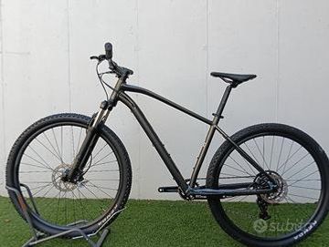 Scott Aspect 950 2025 Mountainbike usato, Grigio chiaro — immagine 2 di 8