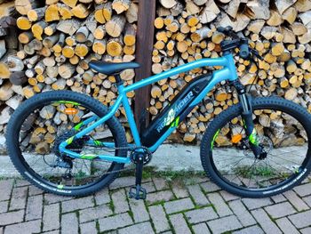 Used ROCKRIDER 27.5" E-ST 100 ELECTRIC MOUNTAIN BIKE 2021 2021 Mountainbike, Light Gray, 27.5 — image 1 of 7