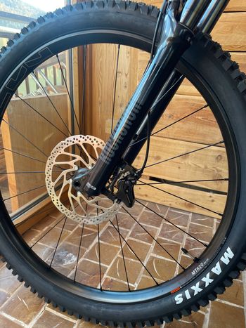 Used Wilier Karga SHIMANO DEORE + EP6 2024 2024 Mountainbike, Blau, 29 — image 7 of 10
