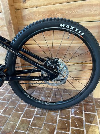 Used Wilier Karga SHIMANO DEORE + EP6 2024 2024 Mountainbike, Blau, 29 — image 8 of 10