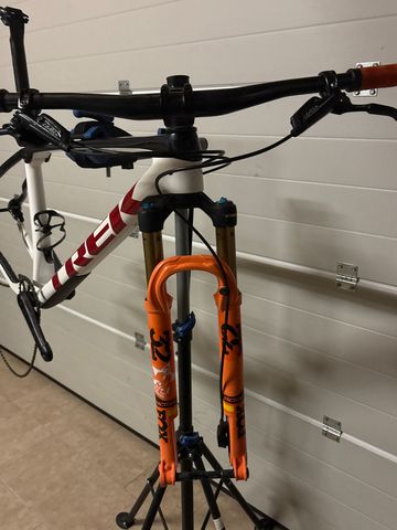 Used Trek Procaliber SRAM X01 Eagle 2021 Mountainbike, White, 29 — image 3 of 12