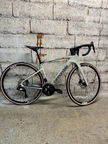 Cannondale Synapse Carbon 4 2026 2026 Road & Gravel usato