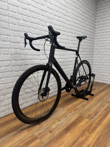 Brugt Canyon Ultimate CF SL 8 Disc Di2 2021 2021 Road & Gravel — billede 5 af 6