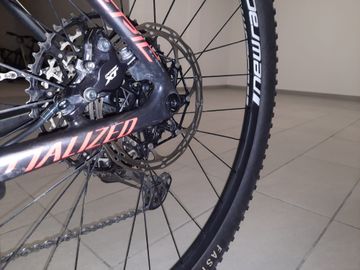 Tweedehands Specialized Men's Epic Hardtail Comp 2018 2018 Mountainbike — afbeelding 4 van 7