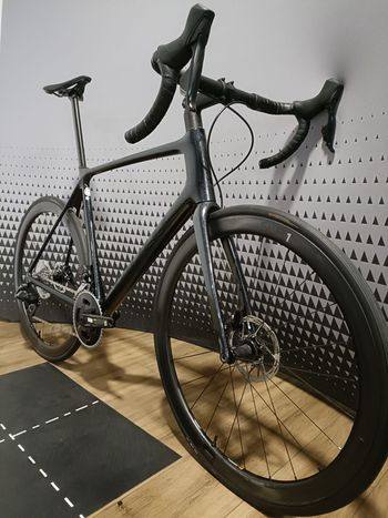 Used Giant TCR Advanced Pro 1 Disc AXS 2022 2022 Road & Gravel, Black — image 4 of 11