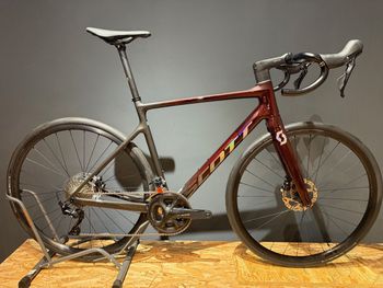 Scott, Addict 30 2024