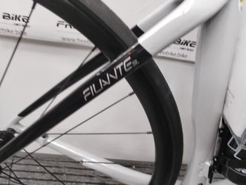 Used Wilier Filante SL SHIMANO ULTEGRA Di2 R8170 2024 Frameset 2024 Road & Gravel, Light Gray — image 3 of 7