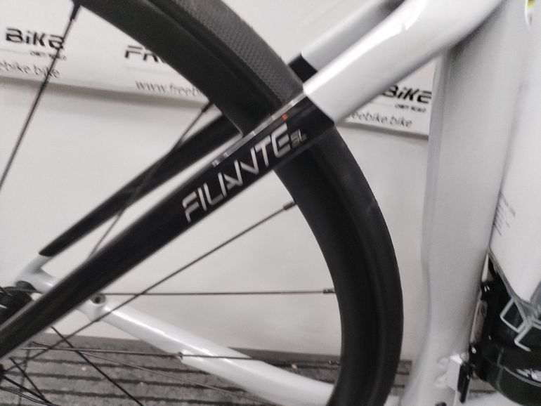 Used Wilier Filante SL SHIMANO ULTEGRA Di2 R8170 2024 Frameset 2024 Road & Gravel, Light Gray — image 3 of 7
