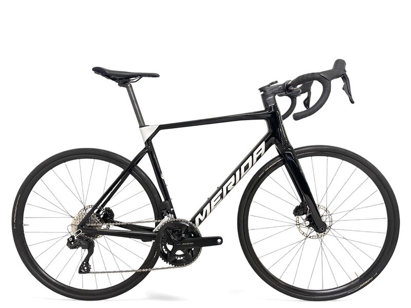 Merida SCULTURA ENDURANCE 6000 Di2 2024 2024 Road & Gravel usato