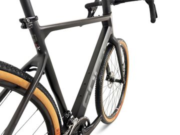 Używany Focus ATLAS 8.7 2022 2022 Road & Gravel — zdjęcie 6 z 11