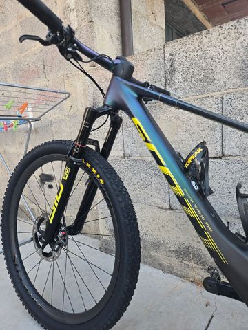 Scott Spark Sram Eagle Transmission XX SL 2023 Mountainbike usato, Verde — immagine 2 di 6