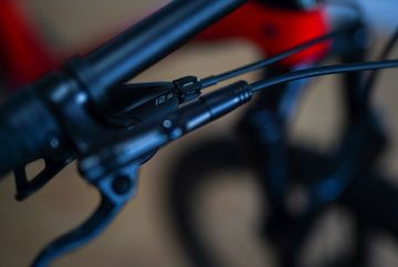 Used Trek Procaliber 9.5 2024 2024 Mountainbike, Red, 29 — image 7 of 10