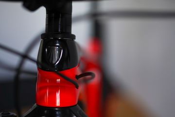 Used Trek Procaliber 9.5 2024 2024 Mountainbike, Red, 29 — image 6 of 10