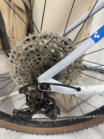 Tweedehands CUBE REACTION C:62 PRO 2023 2023 Mountainbike — afbeelding 7 van 8