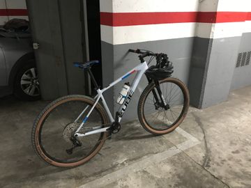 Tweedehands CUBE REACTION C:62 PRO 2023 2023 Mountainbike — afbeelding 4 van 8