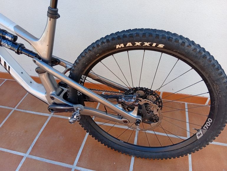 Used Canyon SPECTRAL CF8 K.I.S.2023 2023 Mountainbike, Light Gray — image 9 of 15