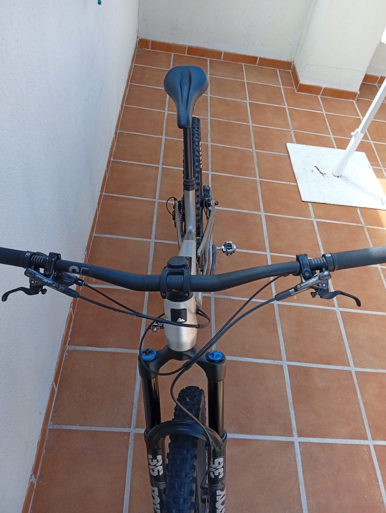 Used Canyon SPECTRAL CF8 K.I.S.2023 2023 Mountainbike, Light Gray — image 5 of 15