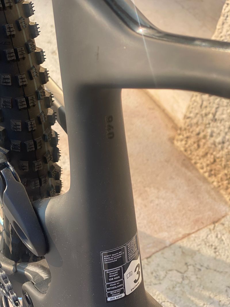 Used Scott Spark 940 2024 2024 Mountainbike, Black, 29 — image 3 of 6