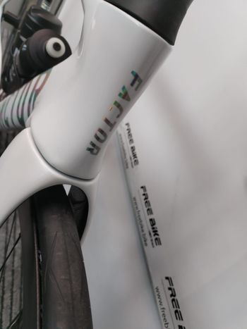 Used Factor OSTRO VAM - SRAM Red 2024 Frameset 2024 Road & Gravel — image 6 of 8