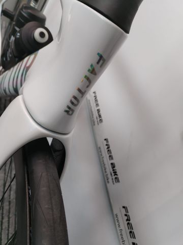 Tweedehands Factor OSTRO VAM - SRAM Red 2024 Frameset 2024 Road & Gravel — afbeelding 6 van 8