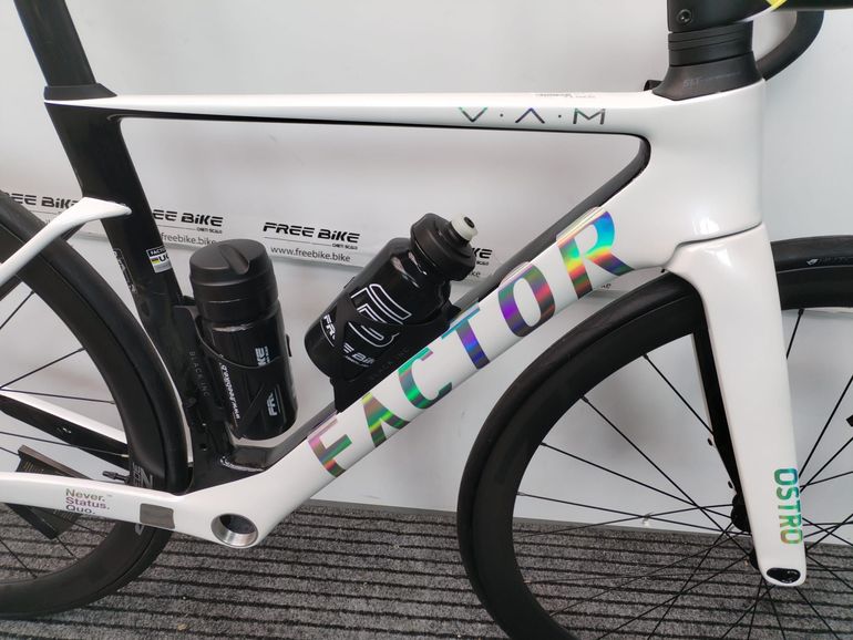 Used Factor OSTRO VAM - SRAM Red 2024 Frameset 2024 Road & Gravel — image 2 of 8