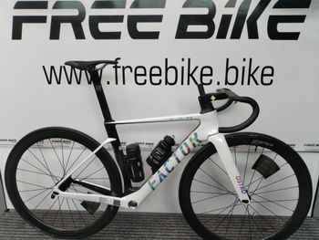 Used Factor OSTRO VAM - SRAM Red 2024 Frameset 2024 Road & Gravel