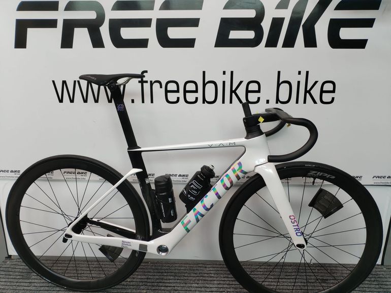 Used Factor OSTRO VAM - SRAM Red 2024 Frameset 2024 Road & Gravel — image 1 of 8