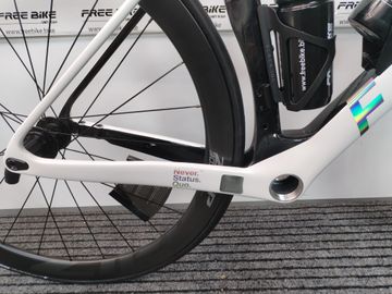 Tweedehands Factor OSTRO VAM - SRAM Red 2024 Frameset 2024 Road & Gravel — afbeelding 3 van 8