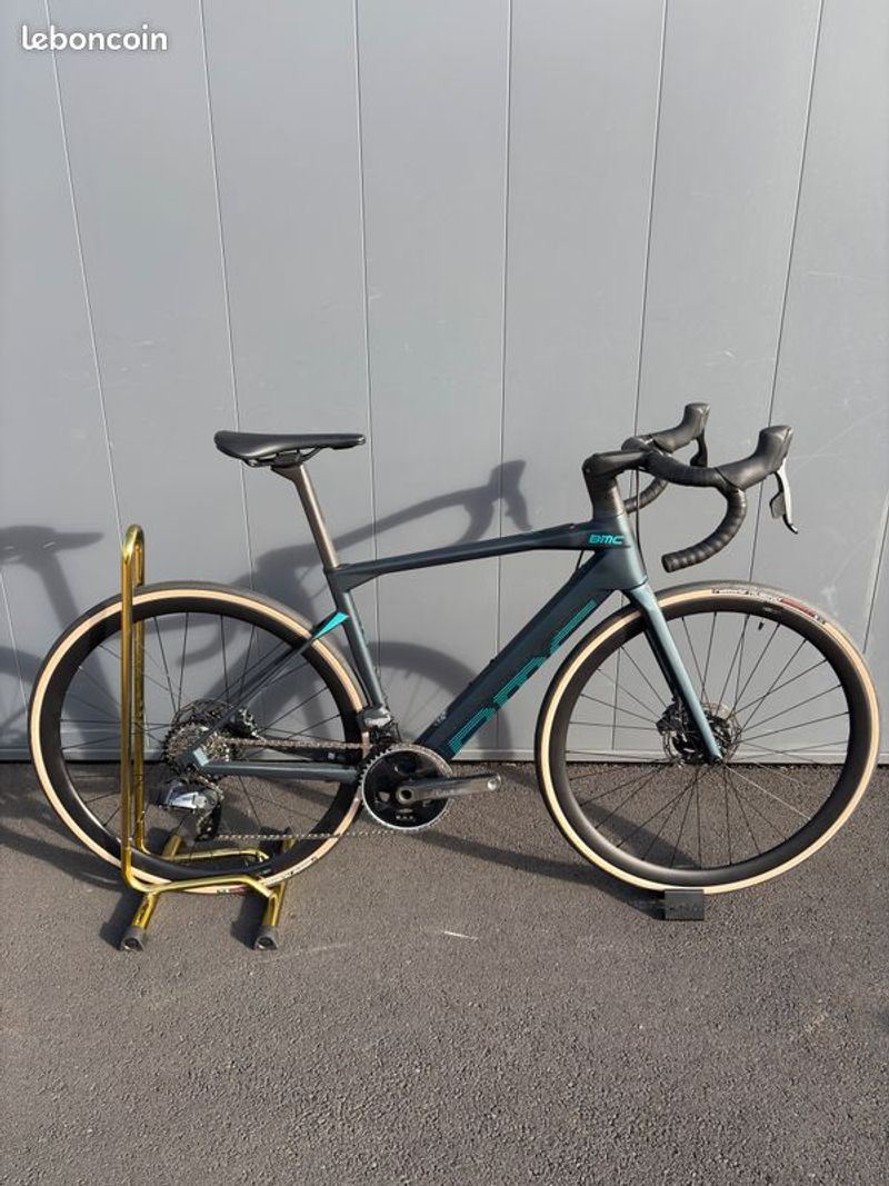 Used Bmc Roadmachine Amp One 2025 Road & Gravel