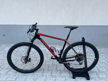 Used Cannondale F Si Carbon 2 2019 2019 Mountainbike, Negro — image 2 of 6