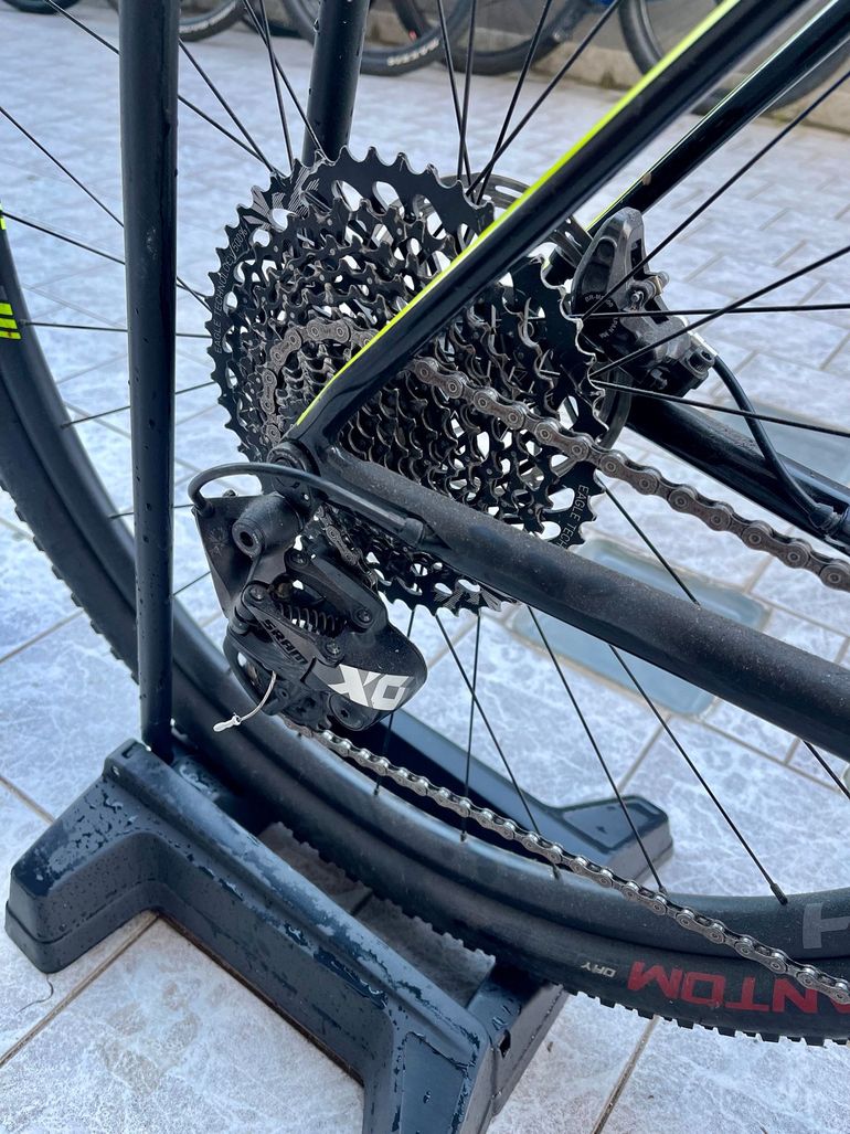 Used Cannondale F Si Carbon 2 2019 2019 Mountainbike, Negro — image 3 of 6
