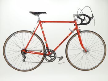 Peugeot, Cadre