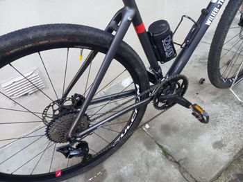 Used Wilier Jareen Shimano 105 7000 Hydro, 11S 2020 2020 Road & Gravel, Black — image 3 of 5