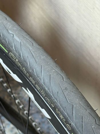 Used Trek Madone SLR 6 Gen 7 2024 2024 Road & Gravel, Black — image 13 of 14