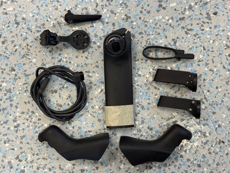 Used Trek Madone SLR 6 Gen 7 2024 2024 Road & Gravel, Black — image 14 of 14