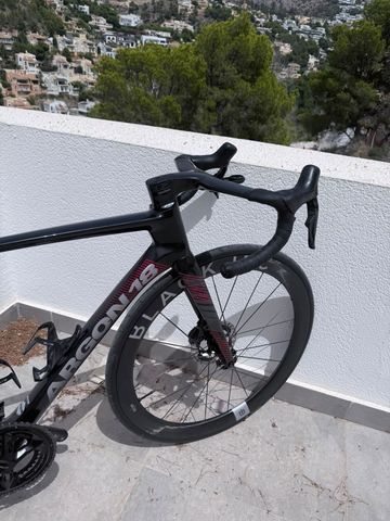 Used Argon 18 SUM PRO 2024 Road & Gravel, Red — image 10 of 11