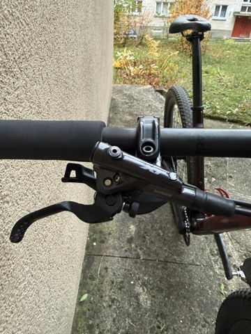 Used Trek Procaliber 9.8 2023 2023 Mountainbike, Red, 29 — image 6 of 15