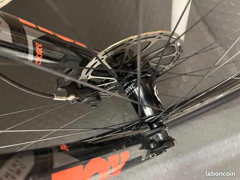 Used Specialized Specialized EPIC 2018 S SRAM X01 XCADEY 2018 Mountainbike, Rojo — image 6 of 9