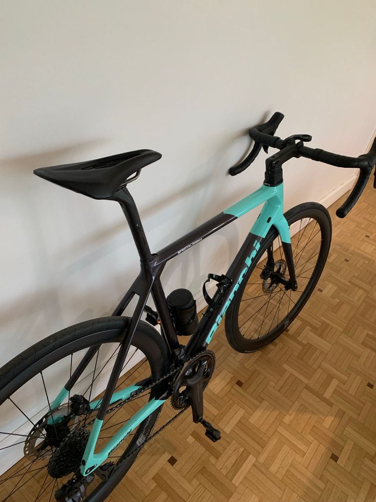 Used Bianchi Specialissima Ultegra Di2 2023 Road & Gravel — image 2 of 3