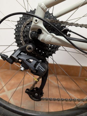 Used Specialized Rockhopper Other Microshift 2022 Mountainbike, White — image 6 of 18