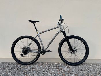 Niner, Ros 9