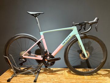Brugt Scott Addict RC 10 2026 2026 Road & Gravel — billede 1 af 8