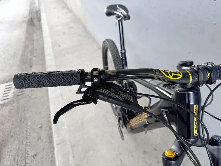 Used Focus Focus Jam² 6.7 2022 Mountainbike, Black — image 10 of 22