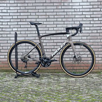 Brugt Ridley Noah Disc 105 2x11 Dark Brown Metallic 2024 Road & Gravel