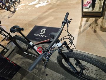 Použité Trek Procaliber 9.7 2023 2023 Mountainbike — obrázek 4 z 4