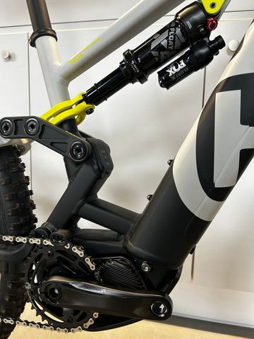 Husqvarna Hard Cross HC4 2023 2023 Mountainbike usato, Grigio chiaro — immagine 5 di 9