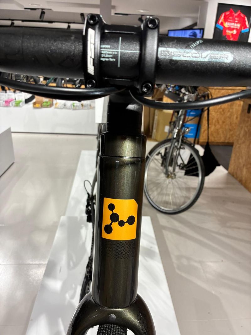 Gebrauchtes Argon 18 Dark Matter Shimano GRX 2024 Road & Gravel, Grün — Bild 5 von 7